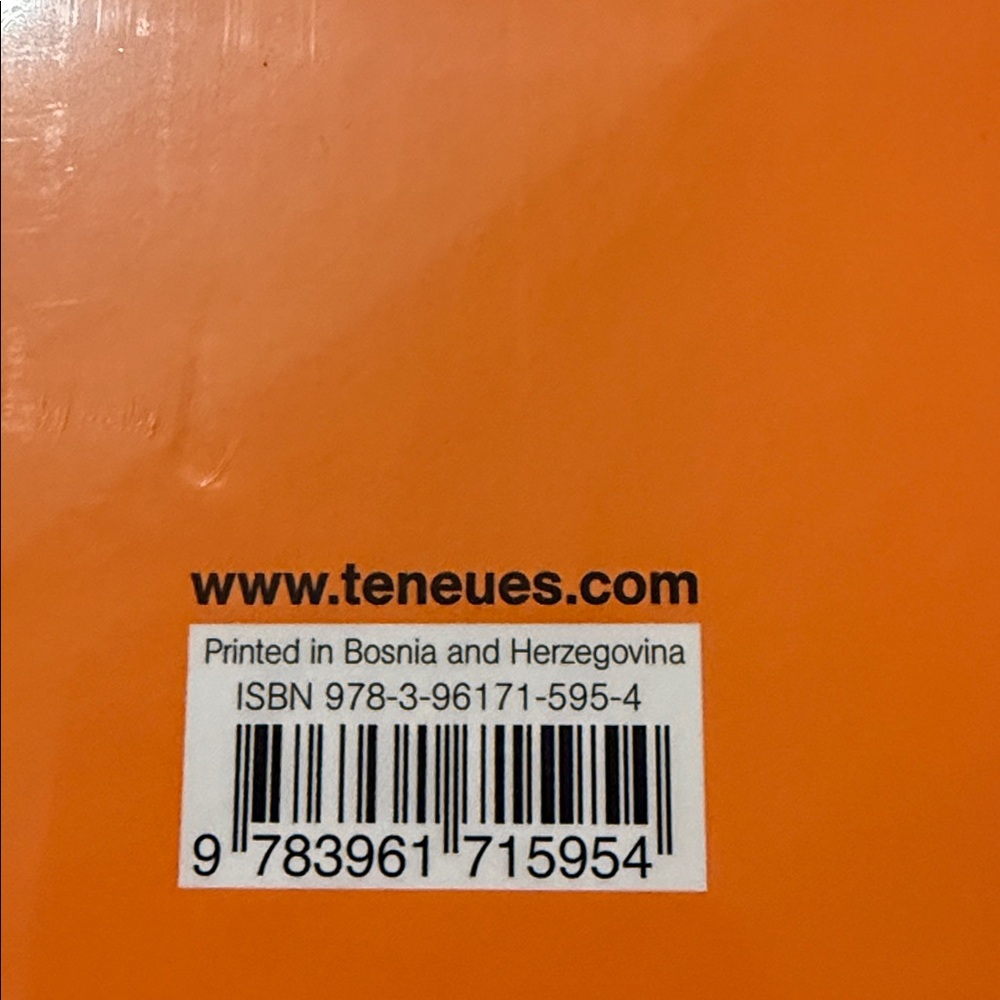 BRAND NEW - SEALED - TENEUES Hermes The Modern Luxury Series Coffee Table Book - Picture 8 of 8